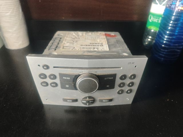 bontott OPEL ASTRA H Rádió / CD