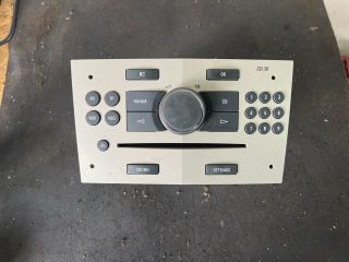 bontott OPEL ASTRA H Rádió / CD