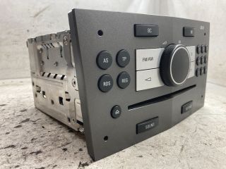 bontott OPEL ASTRA H Rádió / CD