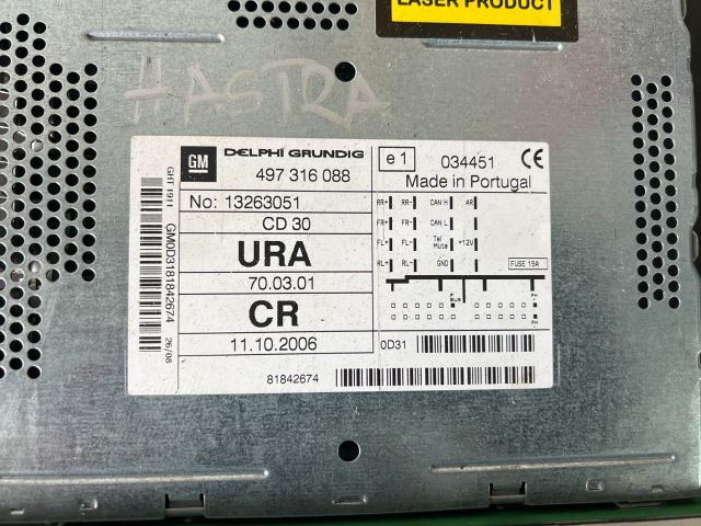 bontott OPEL ASTRA H Rádió / CD
