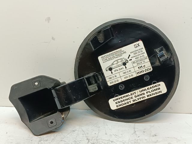 bontott OPEL ASTRA H Tankajtó