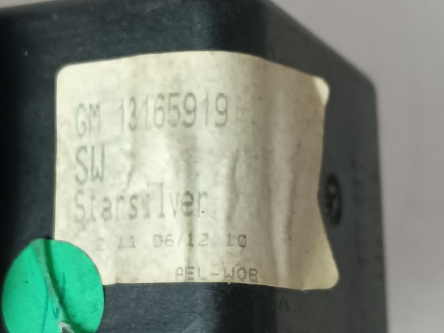 bontott OPEL ASTRA H Tankajtó