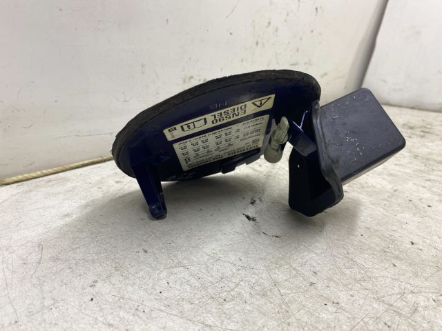 bontott OPEL ASTRA H Tankajtó