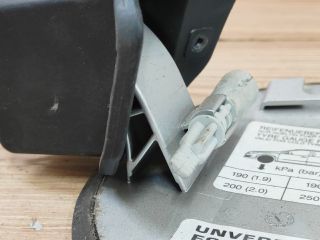 bontott OPEL ASTRA H Tankajtó