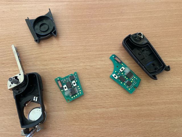 bontott OPEL ASTRA H Távirányító Kulcsbetét