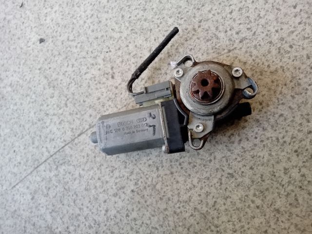 bontott OPEL ASTRA H Tető Mozgató Motor