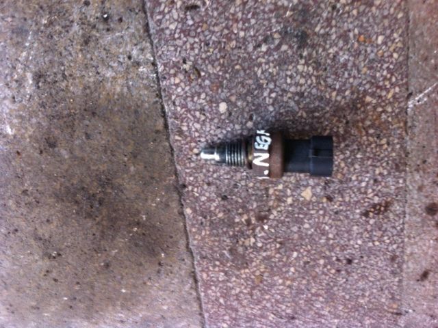 bontott OPEL ASTRA H Tolatólámpa Kapcsoló