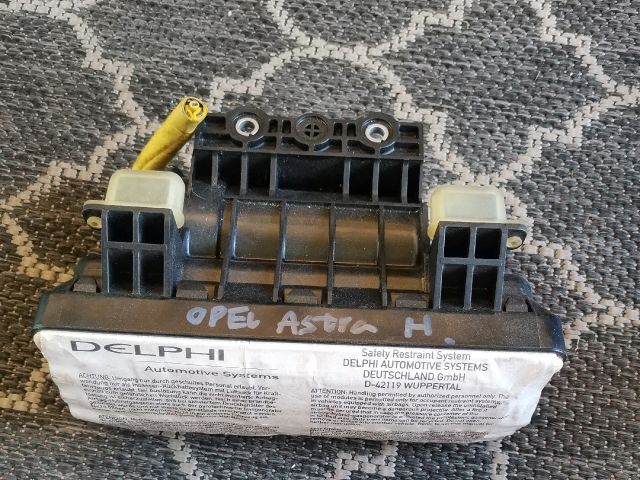 bontott OPEL ASTRA H Utasoldali Légzsák