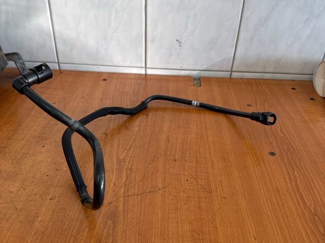 bontott OPEL ASTRA H Üzemanyagcső