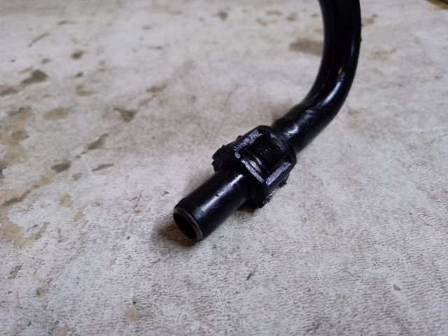 bontott OPEL ASTRA H Üzemanyagcső