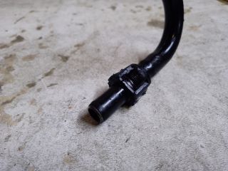 bontott OPEL ASTRA H Üzemanyagcső