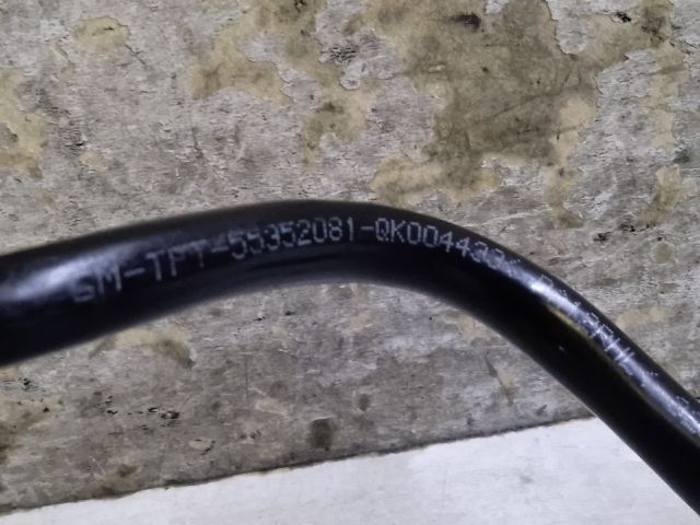 bontott OPEL ASTRA H Üzemanyagcső