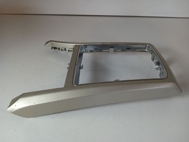 bontott OPEL ASTRA H Váltókar Keret