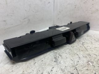 bontott OPEL ASTRA H Vészvillogó Kapcsoló