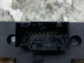 bontott OPEL ASTRA H Vészvillogó Kapcsoló