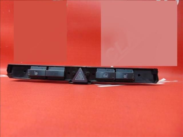 bontott OPEL ASTRA H Vészvillogó Kapcsoló