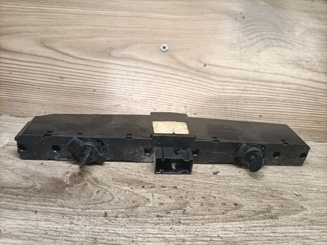 bontott OPEL ASTRA H Vészvillogó Kapcsoló