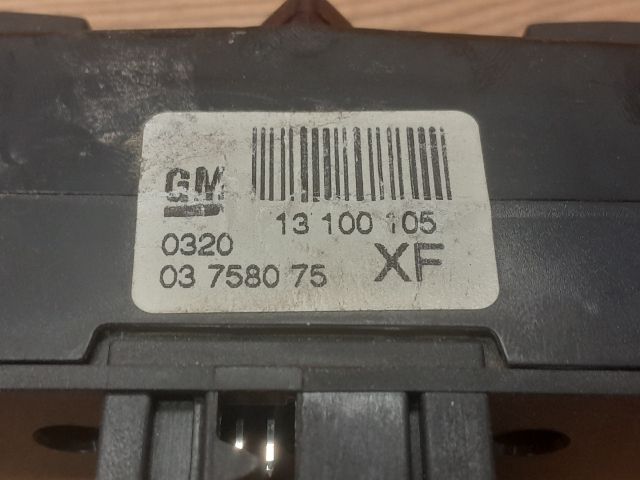 bontott OPEL ASTRA H Vészvillogó Kapcsoló