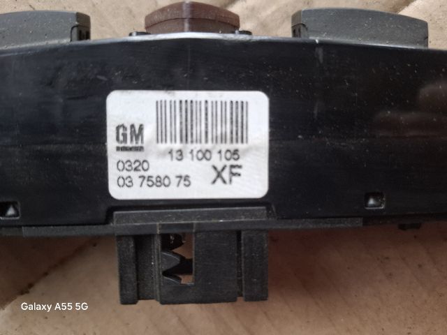 bontott OPEL ASTRA H Vészvillogó Kapcsoló