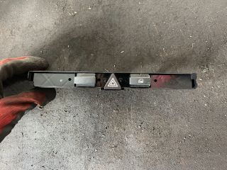 bontott OPEL ASTRA H Vészvillogó Kapcsoló