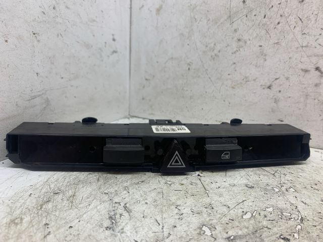 bontott OPEL ASTRA H Vészvillogó Kapcsoló