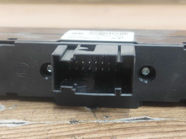 bontott OPEL ASTRA H Vészvillogó Kapcsoló