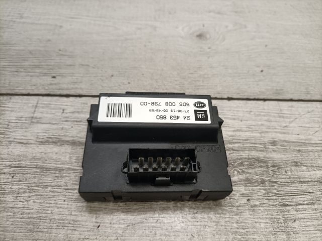 bontott OPEL ASTRA H Vonóhorog Elektronika