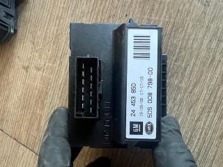 bontott OPEL ASTRA H Vonóhorog Elektronika