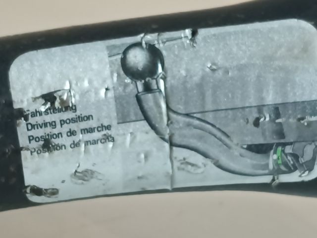 bontott OPEL ASTRA H Vonóhorog Fej