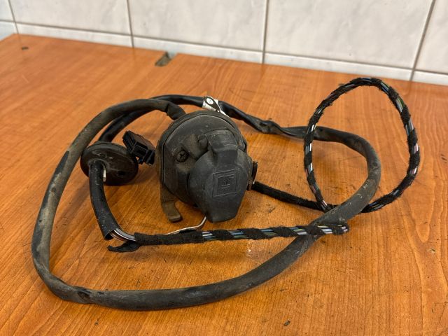 bontott OPEL ASTRA H Vonóhorog Kábelköteg