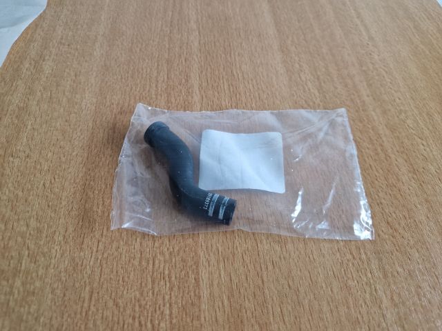 bontott OPEL ASTRA J Forgattyúsház Szellőző Cső