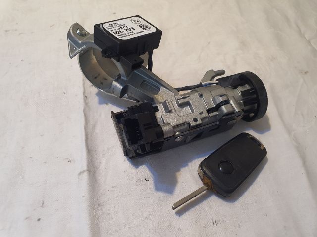 bontott OPEL ASTRA J Gyújtáskapcsoló Házzal