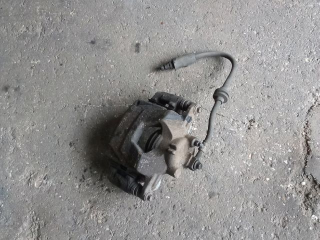 bontott OPEL ASTRA J Jobb első Féknyereg Munkahengerrel