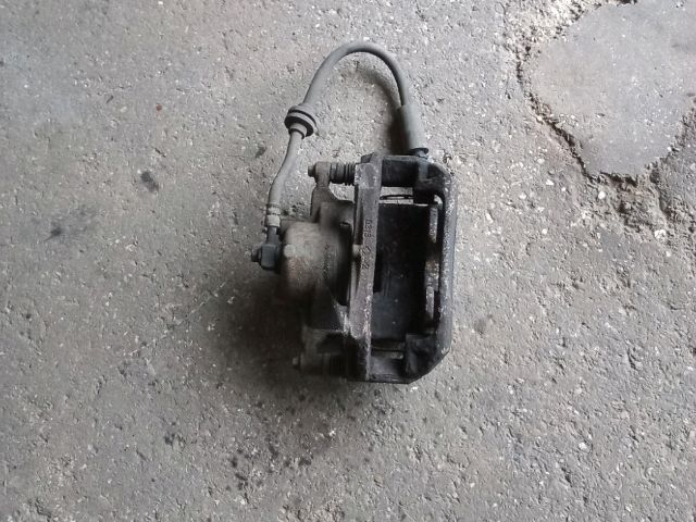 bontott OPEL ASTRA J Jobb első Féknyereg Munkahengerrel