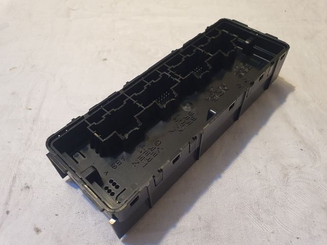 bontott OPEL ASTRA J Klíma Relé