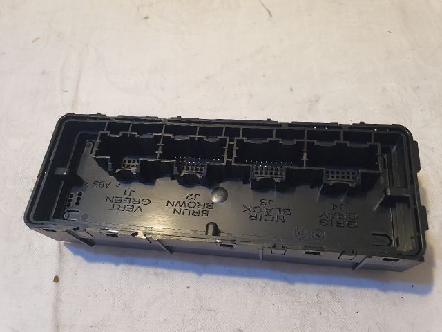 bontott OPEL ASTRA J Klíma Relé