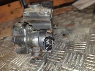 bontott OPEL ASTRA J Nagynyomású Szivattyú