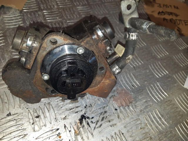 bontott OPEL ASTRA J Nagynyomású Szivattyú