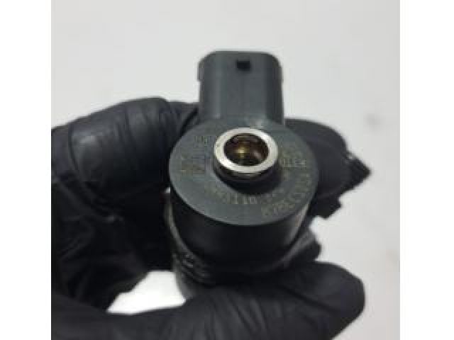 bontott OPEL ASTRA J Porlasztó (1 db)