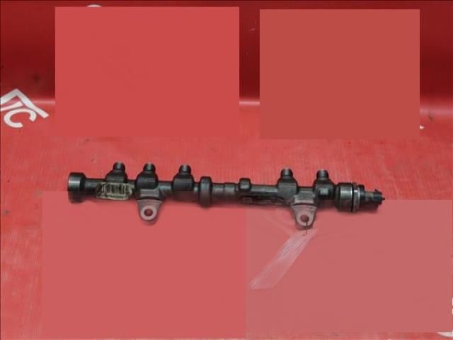 bontott OPEL ASTRA J Porlasztó Sor / Híd