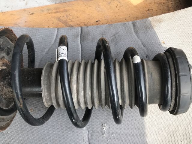 bontott OPEL ASTRA J Bal első Gólyaláb (Lengécsillapító, Rugó)