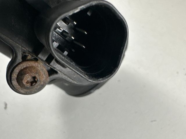 bontott OPEL ASTRA J Légtömegmérő