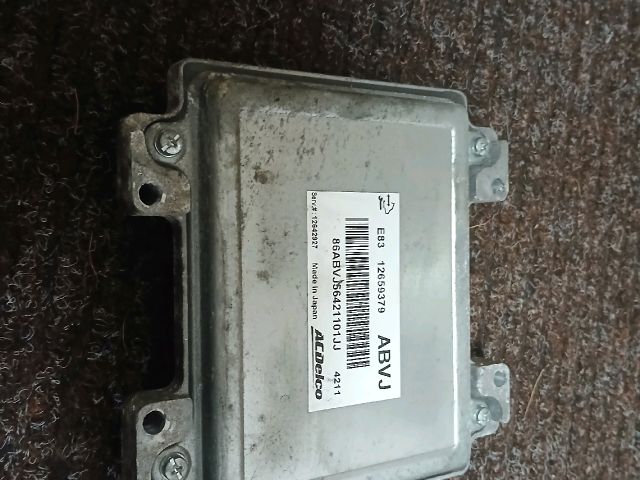 bontott OPEL ASTRA J Motorvezérlő