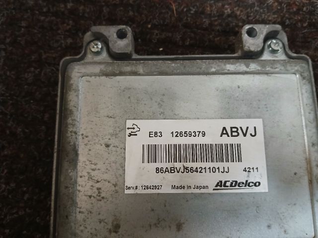 bontott OPEL ASTRA J Motorvezérlő