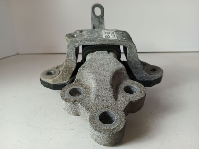 bontott OPEL ASTRA J Motor Tartó Bak Bal