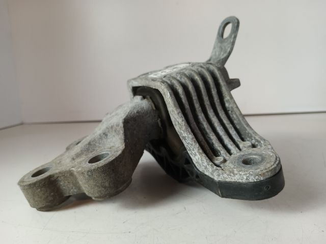 bontott OPEL ASTRA J Motor Tartó Bak Bal