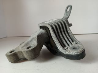 bontott OPEL ASTRA J Motor Tartó Bak Bal