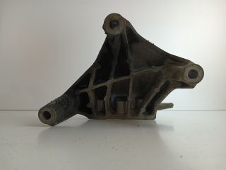 bontott OPEL ASTRA J Motor Tartó Bak Jobb