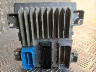 bontott OPEL ASTRA J Motorvezérlő