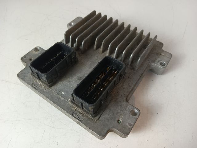 bontott OPEL ASTRA J Motorvezérlő